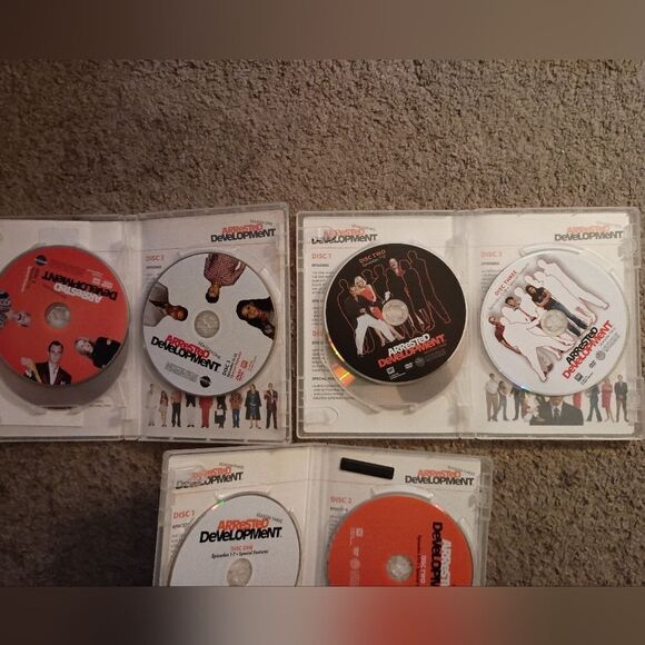 Arrested Development Seasons 1, 2, & 3 DVD Sets PRE-OWNED - Picture 6 of 7